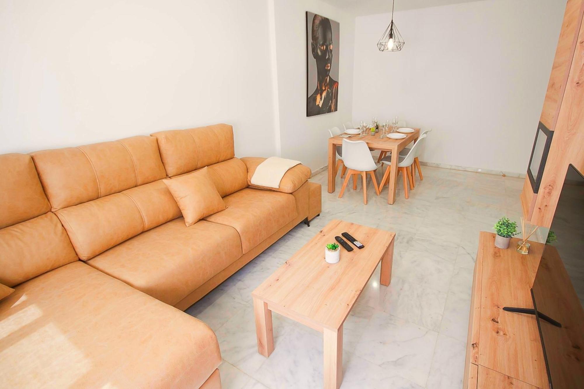 Appartement Ave Huelin 3rooms - Con Parking Y Ac