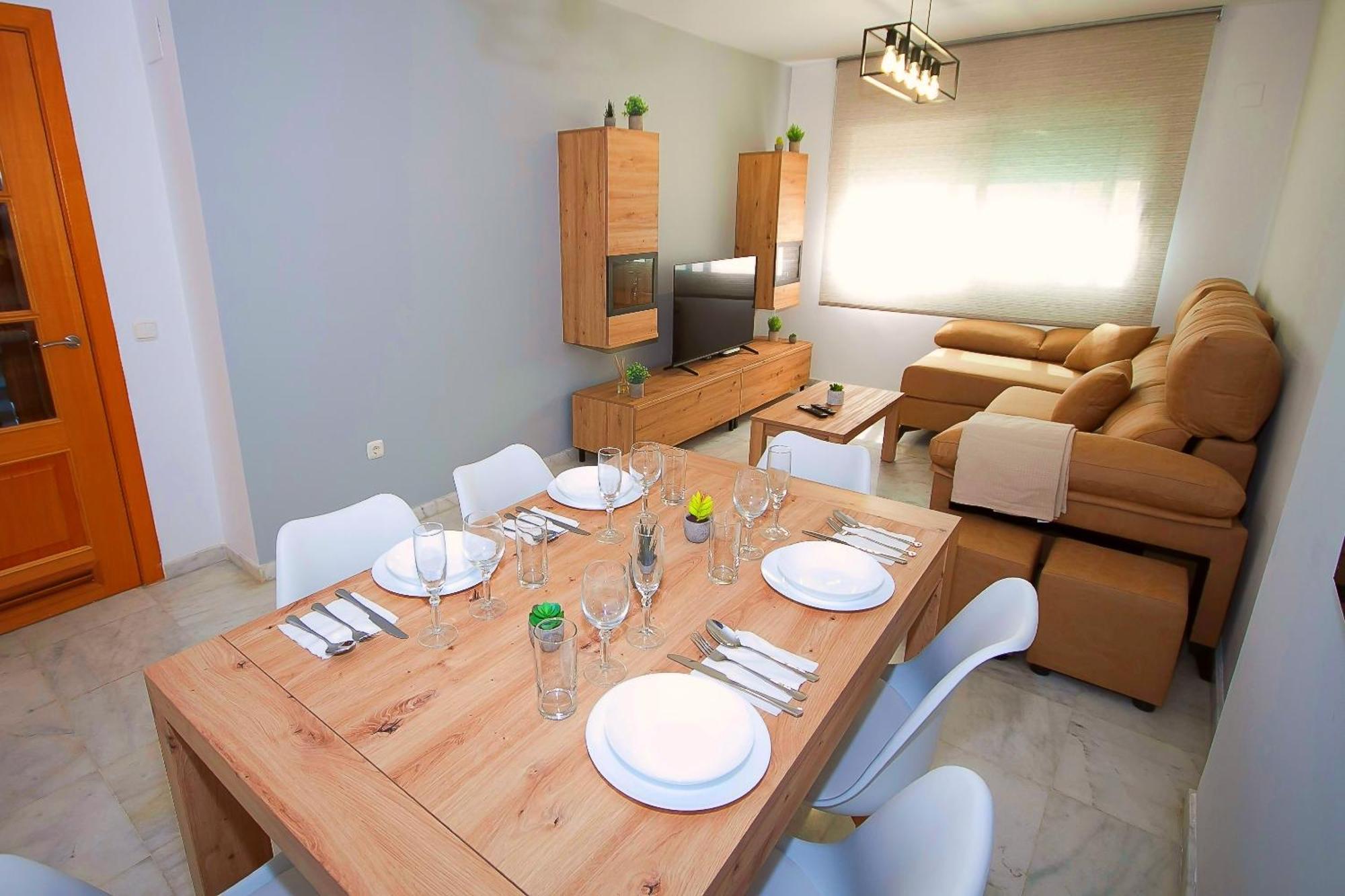 Ave Huelin 3rooms - Con Parking Y Ac
