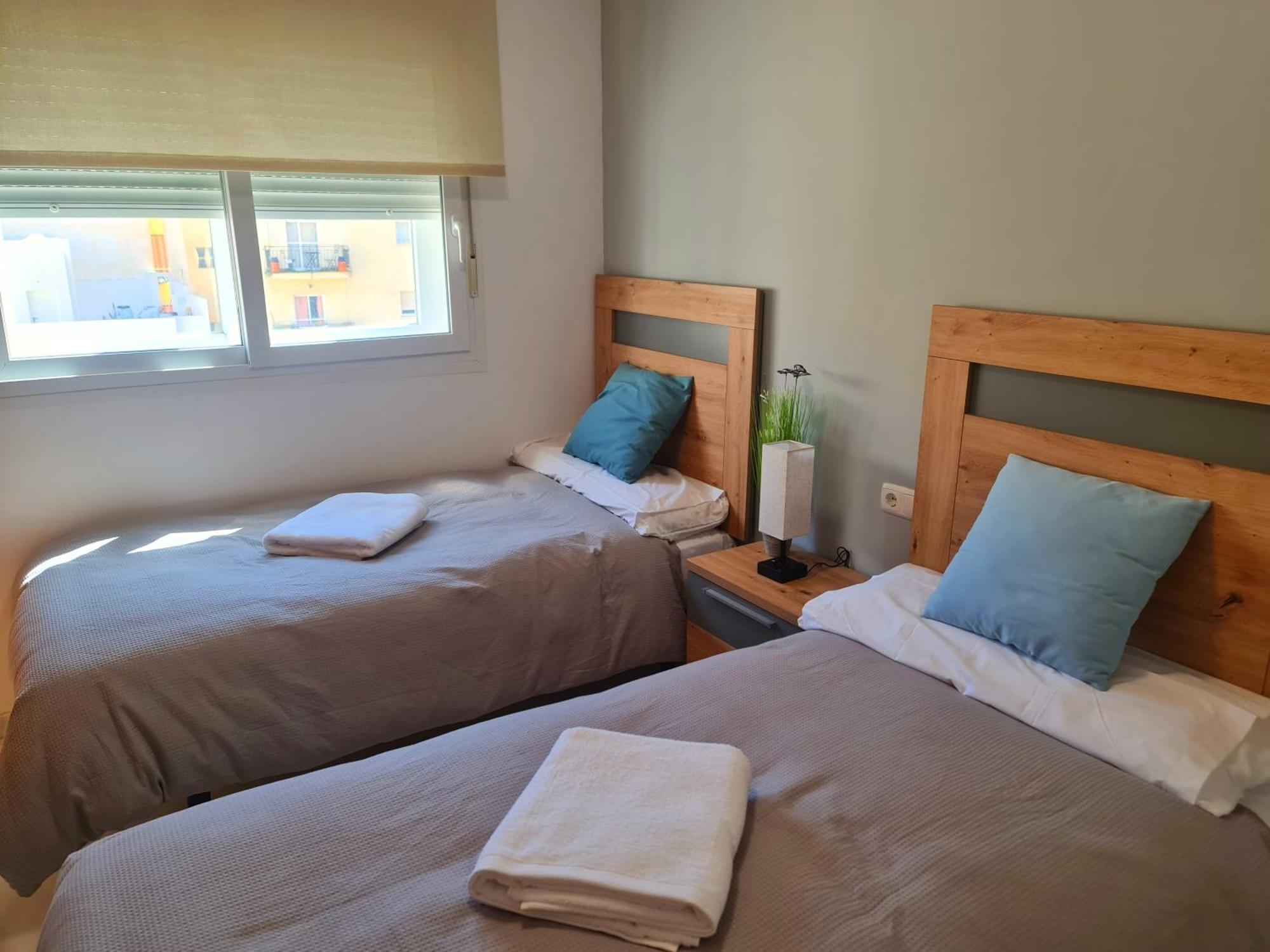 Ave Huelin 3rooms - Con Parking Y Ac